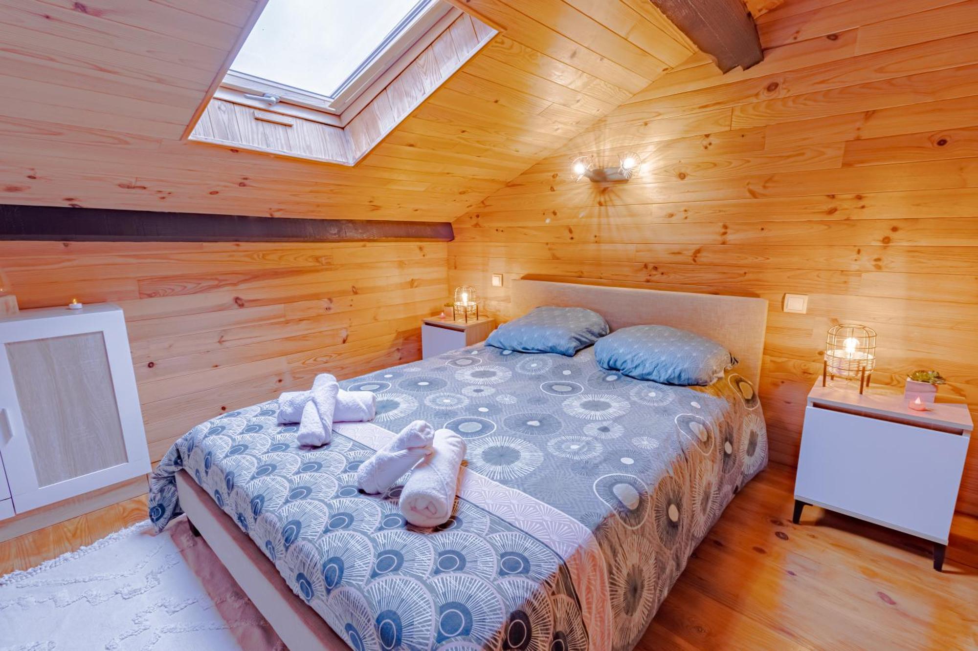 Le Chalet Saint-Pardoux-la-Riviere Luaran gambar