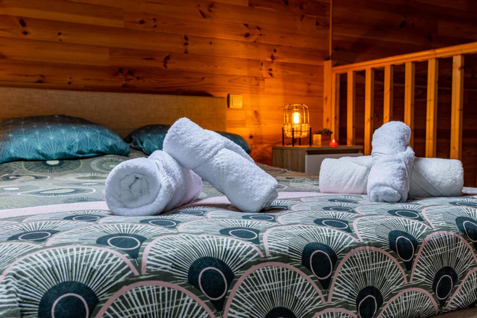 Le Chalet Saint-Pardoux-la-Riviere Luaran gambar