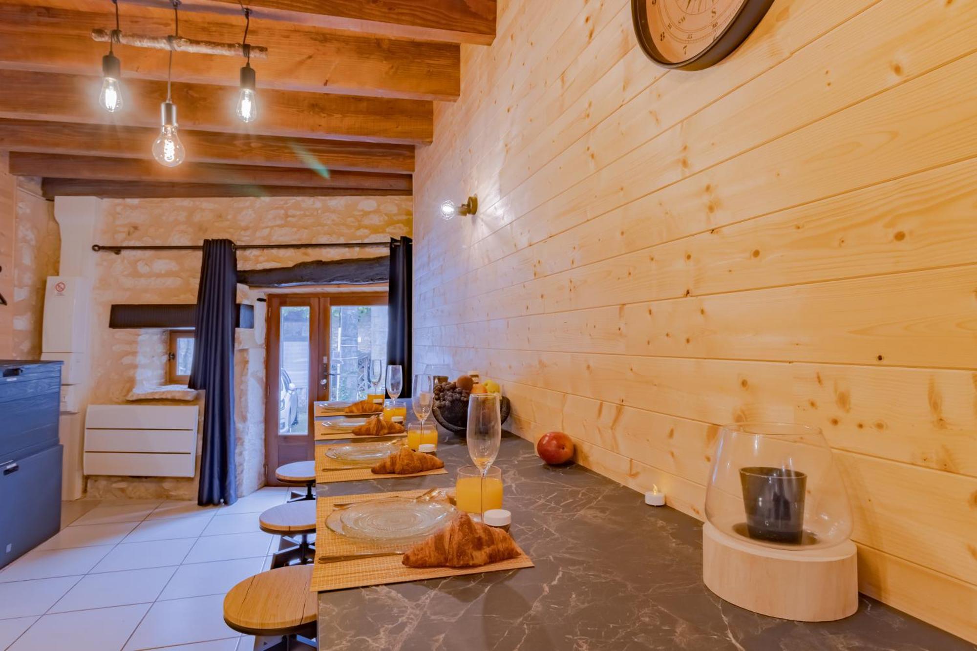 Le Chalet Saint-Pardoux-la-Riviere Luaran gambar